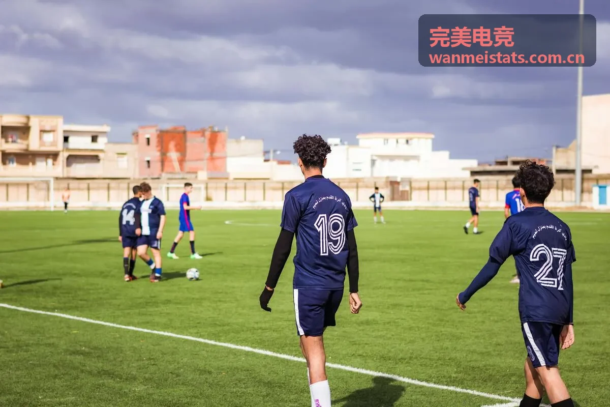 完美电竞攻略库分带运营与边路牵制攻略封面